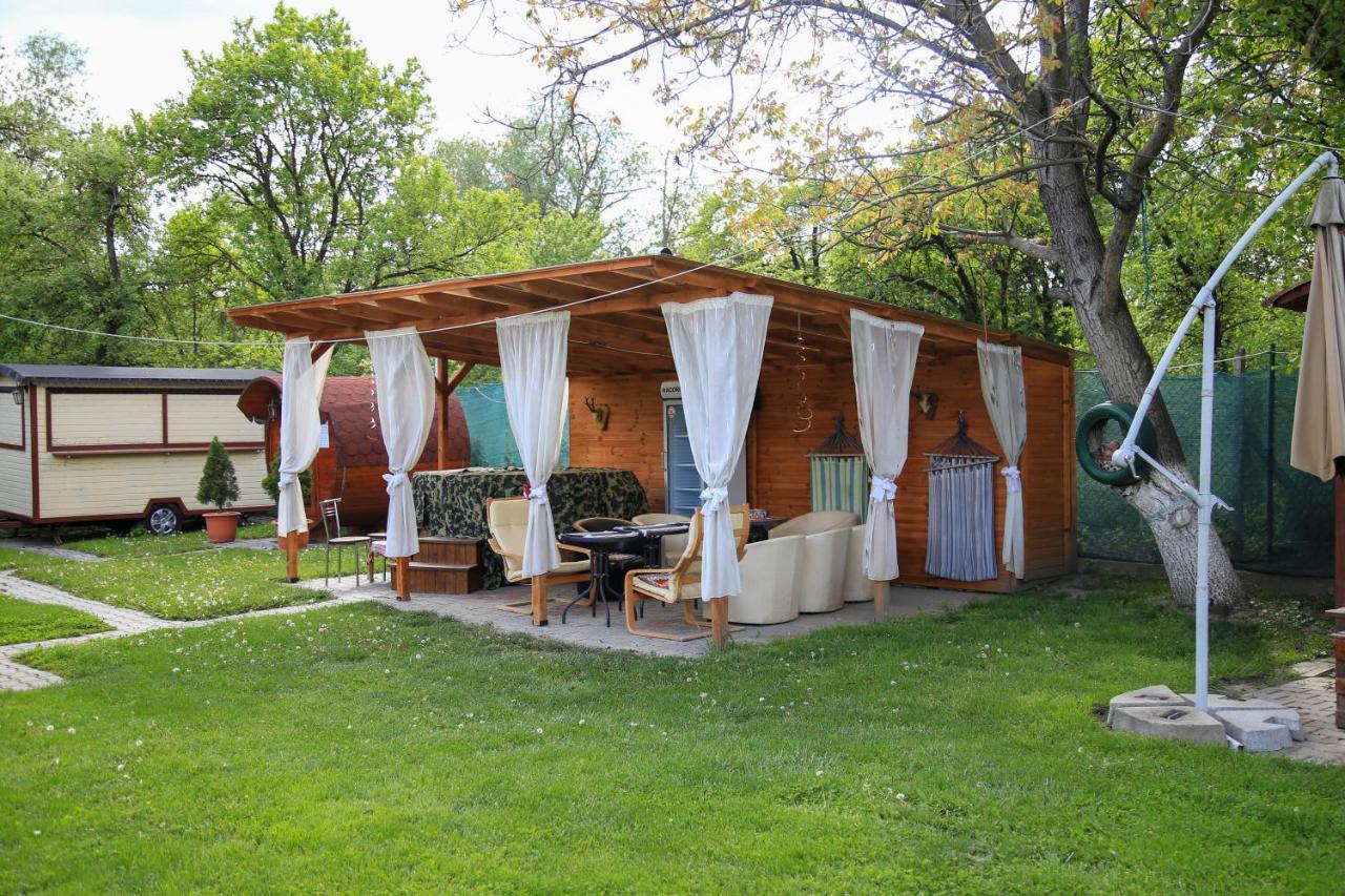 House Garden Hotel Torda Kültér fotó
