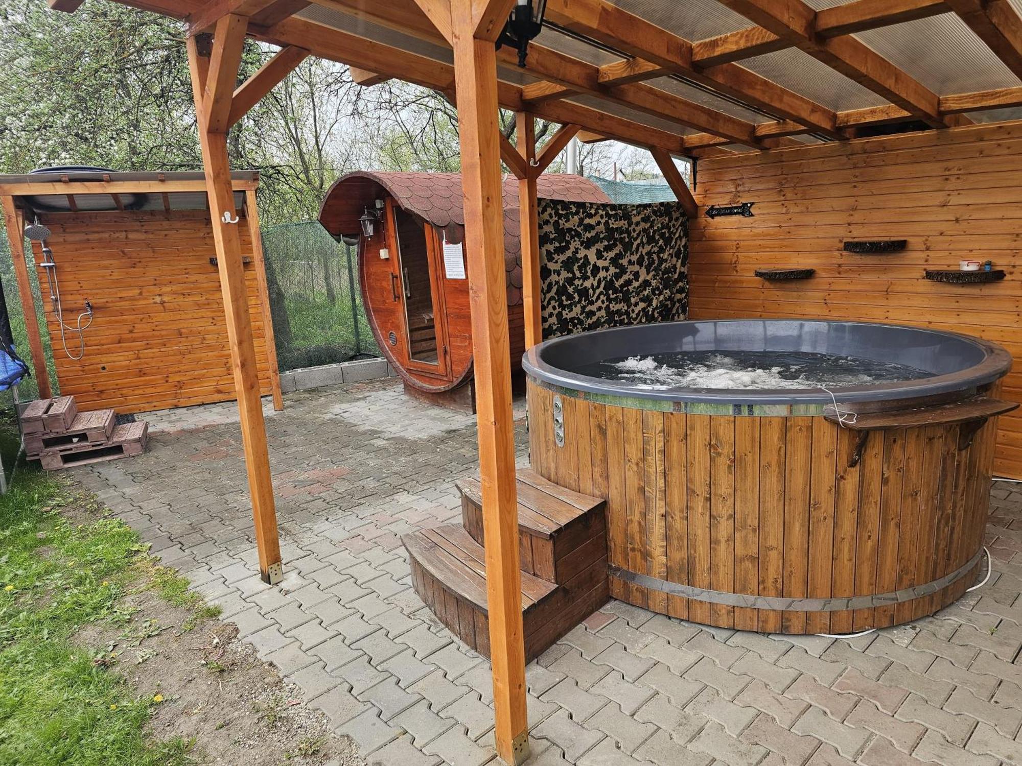 House Garden Hotel Torda Kültér fotó