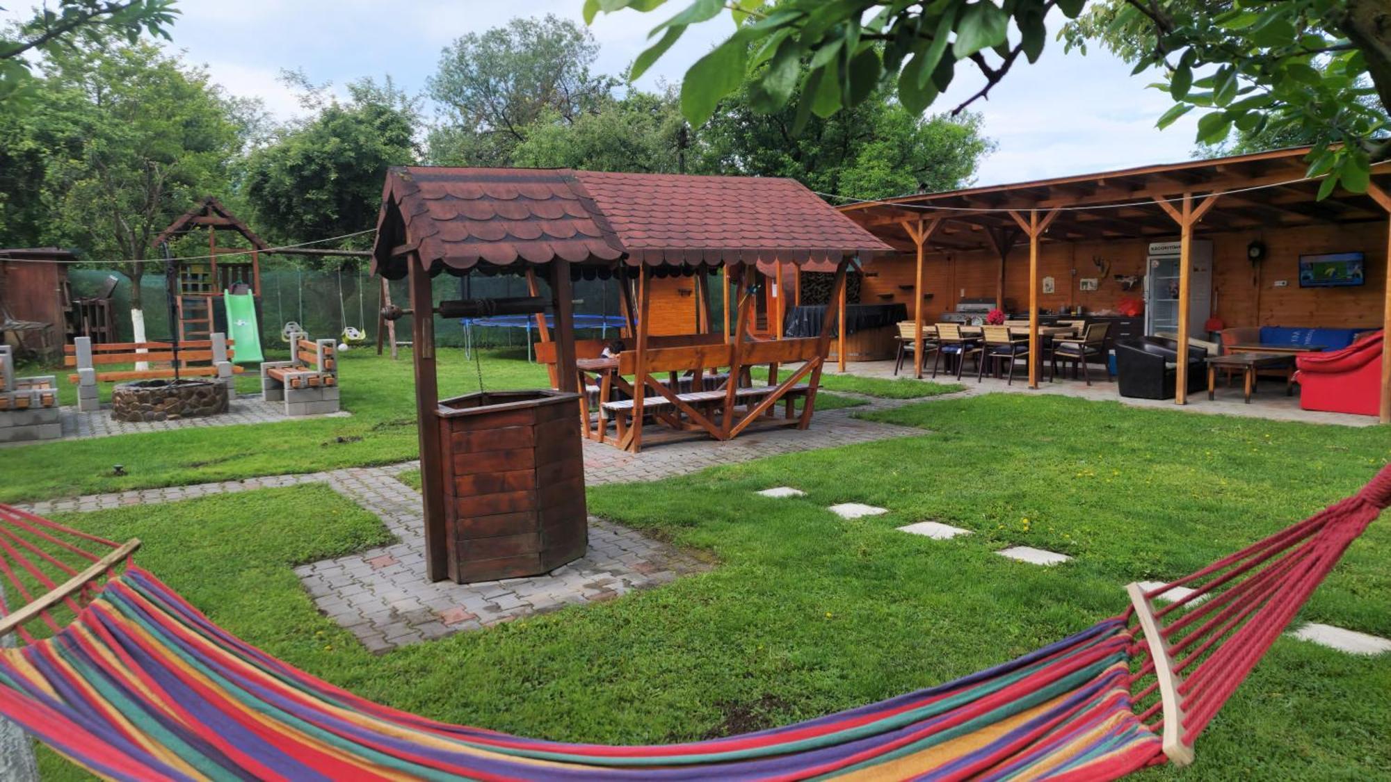 House Garden Hotel Torda Kültér fotó
