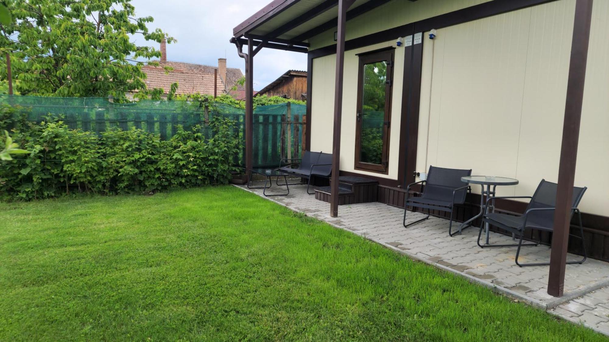 House Garden Hotel Torda Kültér fotó